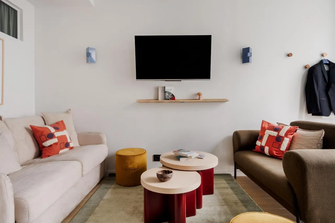 Edgar Suites Vicat - Porte De Versailles Paris 0*,  France